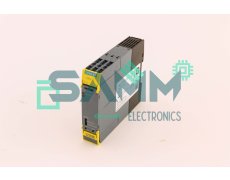 SIEMENS 3SK1211-1BB40 SAFETY RELAY Used